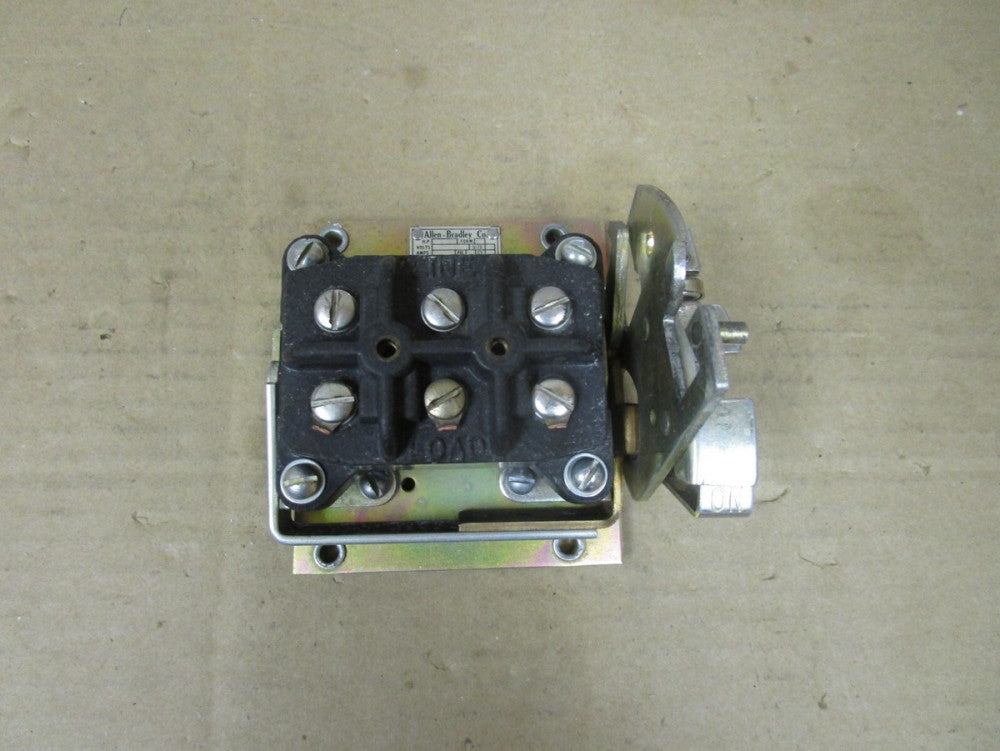 ALLEN BRADLEY DISCONNECT SWITCH 894 X 75752 SZ 1  894X75752