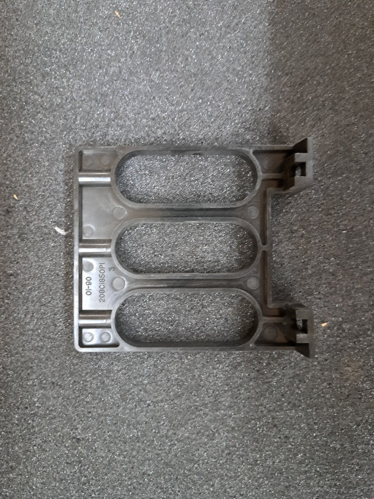 New, GE, 208C185P1, Filler Circuit Breaker Support Brackets