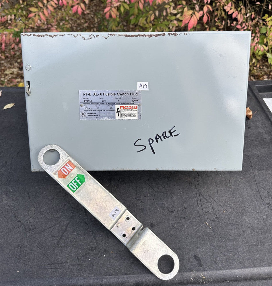 Siemens ITE RV463G 100 Amp 600V Ground Fusible Bus Plug Switch Used