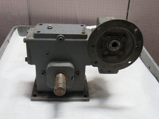 WINSMITH GEARBOX SPEED REDUCER 930MDTD 1750RPM .351 HP 3354TORQUE 500:1 RATIO