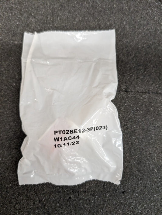 New, Amphenol, PT02SE12-3P(023), CIRCULAR, SIZE 12, 3WAY, PIN
