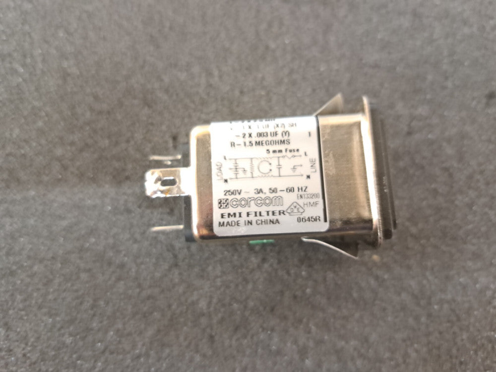 New, Corcom, 3EGS1-1, 3A IEC 1/4" FASTON SNAP IN MOUNT