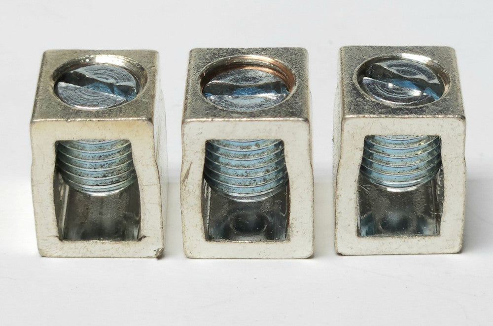 SET OF 3 EATON C25GNF390 COPELAND 012-3090 Definite Purpose 90 AMP Contactor Lug