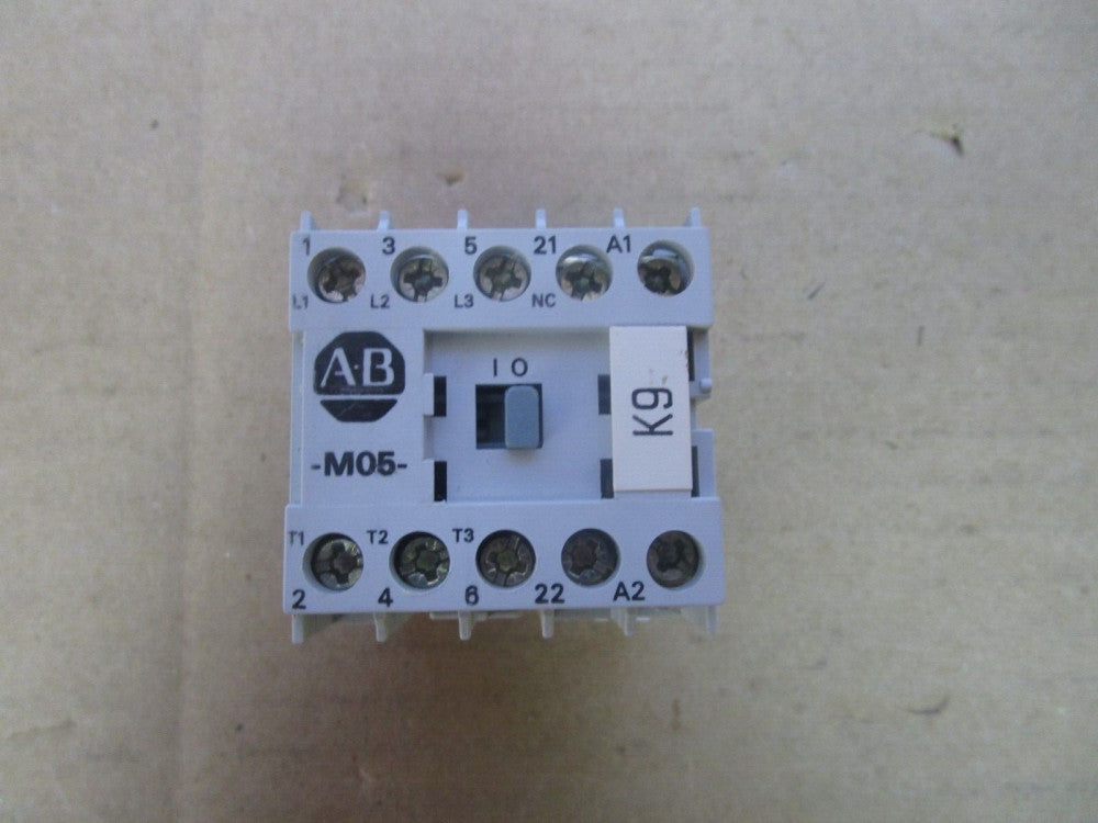ALLEN BRADLEY CONTACTOR 100-MO5N*31 SER A 24V COIL 100-M05N*31