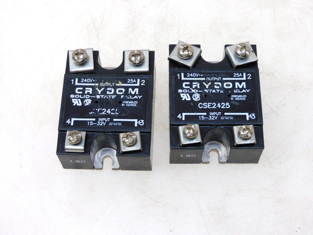 LOT OF 2 CRYDOM SOLID STATE RELAY CSE2425 240V VOLT 25A AMP 15-32VDC VOLT
