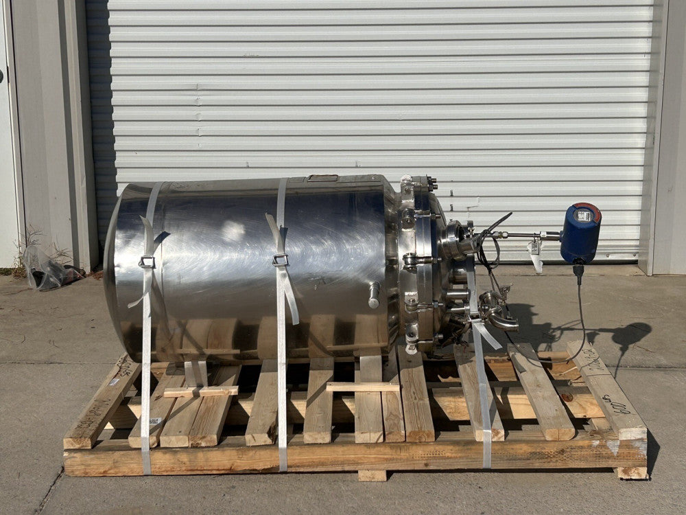 Brighton Reactor . 20" dia. 36" long. 316L SS. (49.7 Gallons?)