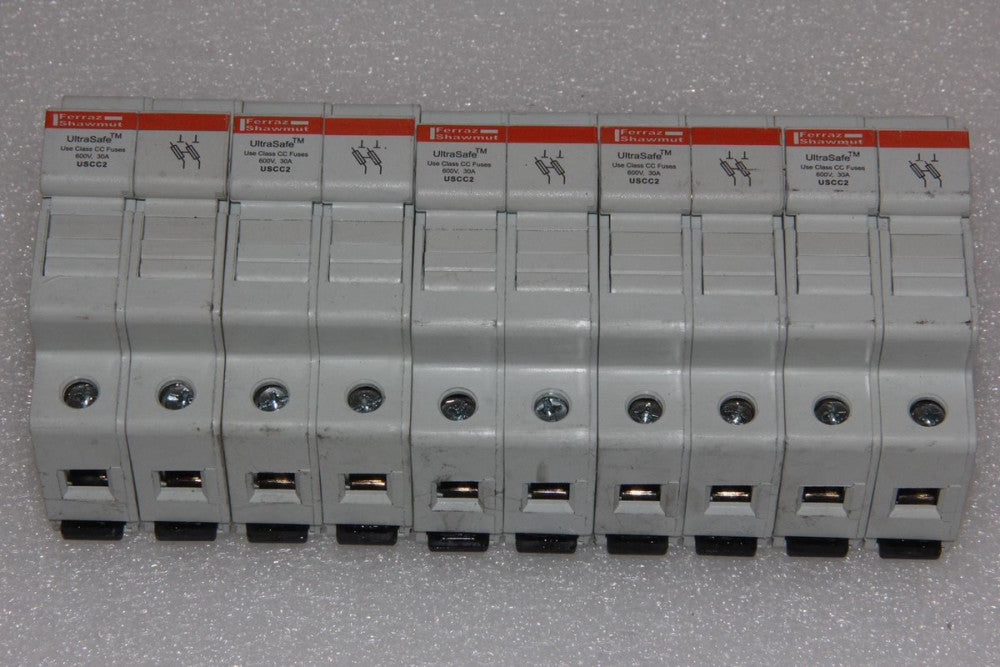 Lot of 5 Ferraz Shahmut MERSEN USCC2 30A 600V Class CC Industrial Fuse Holders