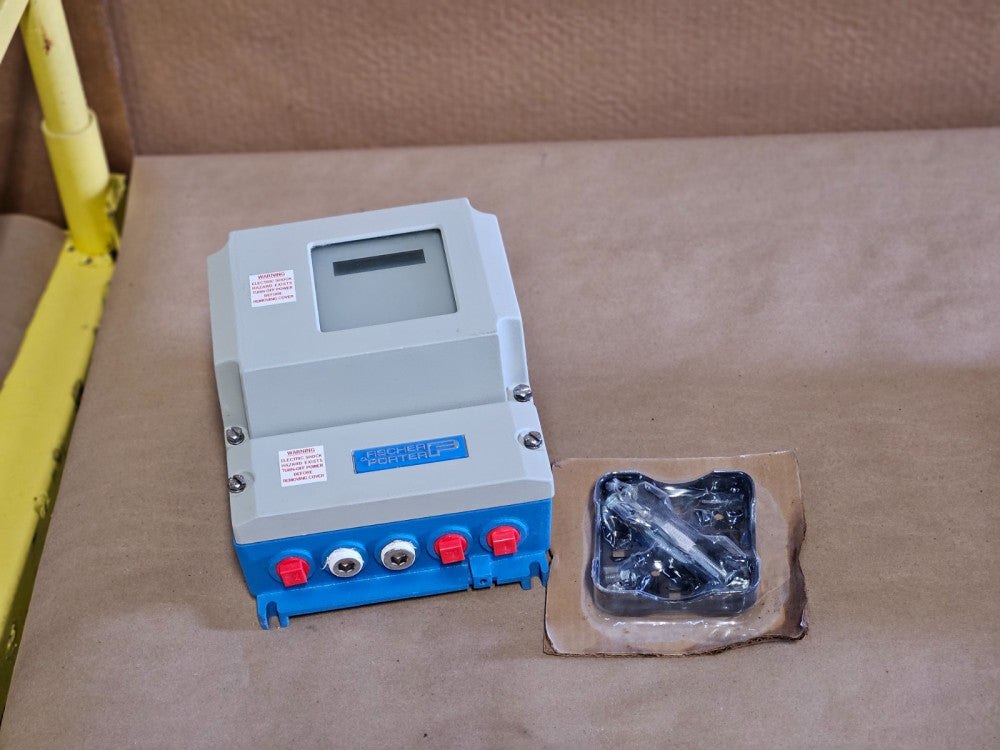 FISCHER PORTER MAGNETIC FLOWMETER SIGNAL CONVERTER 50XM13BXKD10AABC225 120V