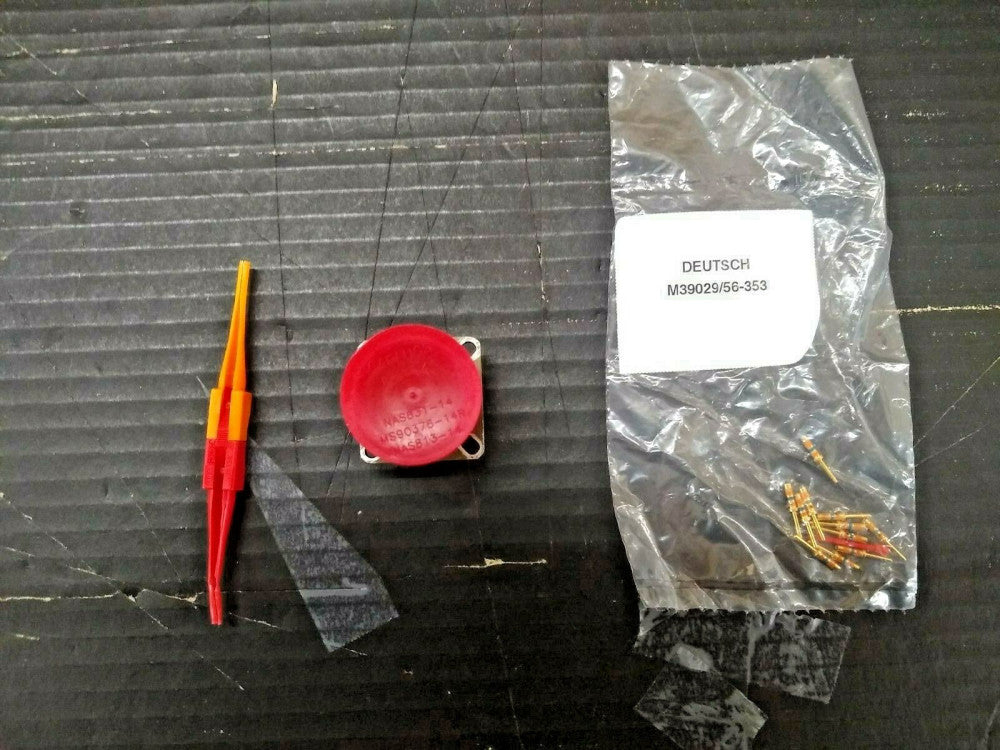 New, Amphenol, JD38999/20WC98PN, Circular MIL Spec Connector 10P FM SZ 13 PIN WL