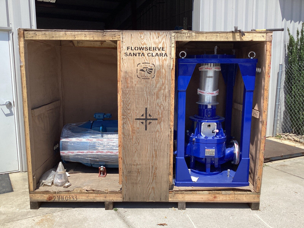 Flowserve Vertical In-line Overhung API Process Pump. 6PVXM 14-14F. WEG 200 HP 