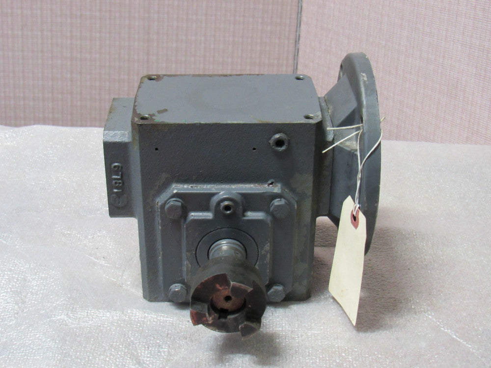 DAYTON GEAR BOX SPEED REDUCER 4Z304B 593TORQUE 1 HP 20:1 RATIO 1PH 1725RPM 56C