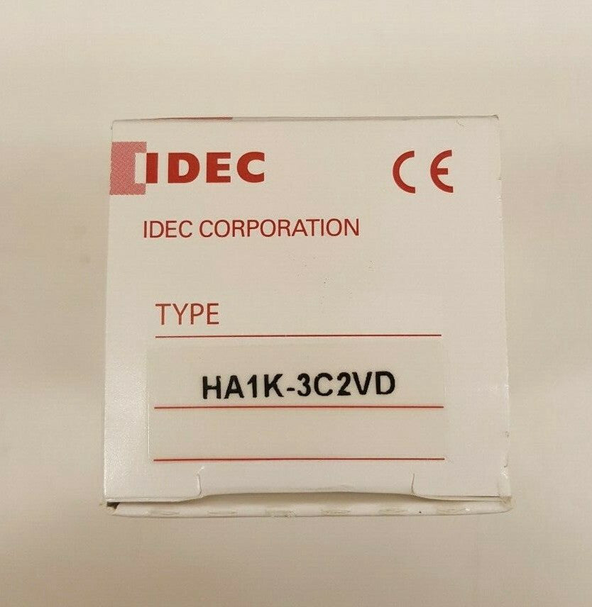 New, Open Box, IDEC, HA1K-3C2VD, IP65 Push Button Switch, DPDT, 0.1Ac3-Way 