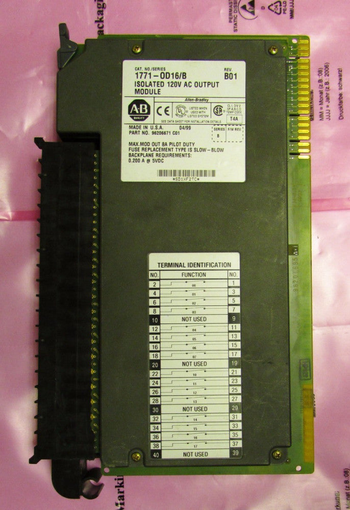 ALLEN BRADLEY 1771-0D16 Series B Revision B01 120V AC Output Module 1771 0D16