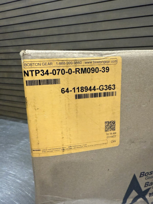Boston Gear NTP34-070-0-RM090-39 Planetary Gearbox 64-118944-G363 New Sealed Box