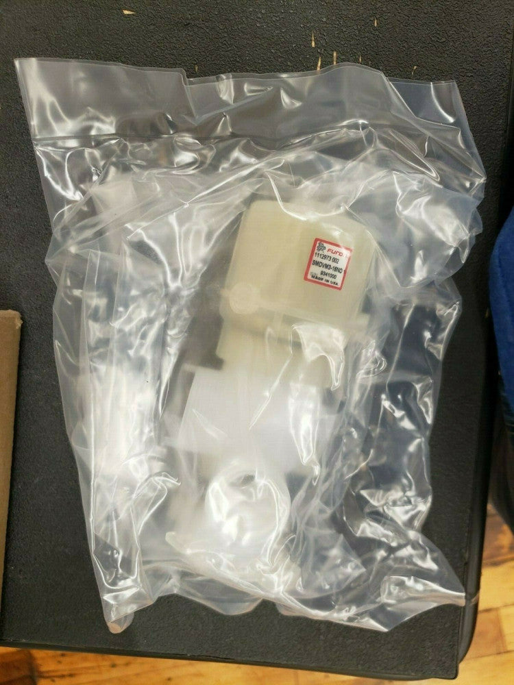 NEW, SAINT-GOBAIN, SMDVM3-16NO, Self Manifolding Dist Valve, 3 port