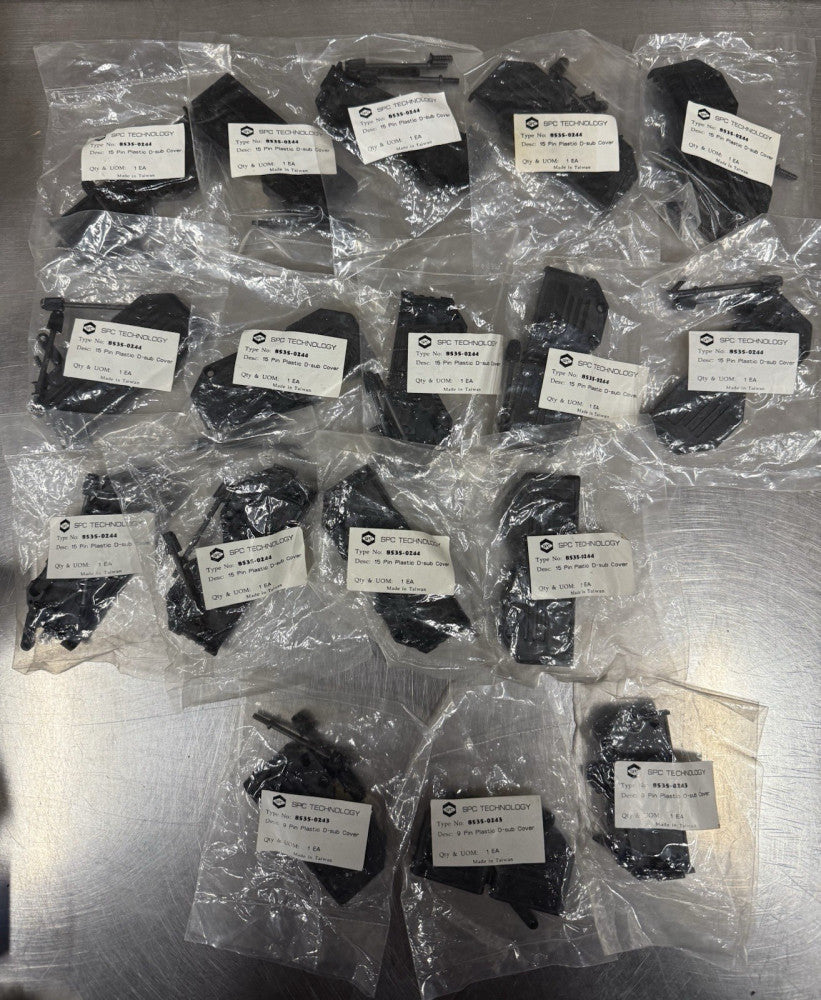 Lot of 14 SPC 8535-0244 15 Pin Plastic D-Sub Cover & 3 8535-0243 9 Pin Cover