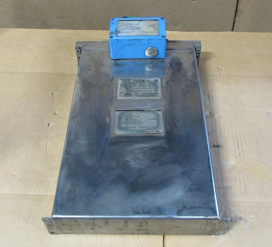 RHEONIK 304 S/S STAINLESS STEEL MASS FLOW METER RHM-12 RHM-12-GNT - USED