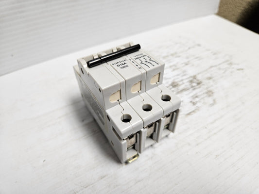 Sursum Circuit Breaker V-EA53 G16A VEA53G16A 16 A Amp 3 Pole 3P 240/415V