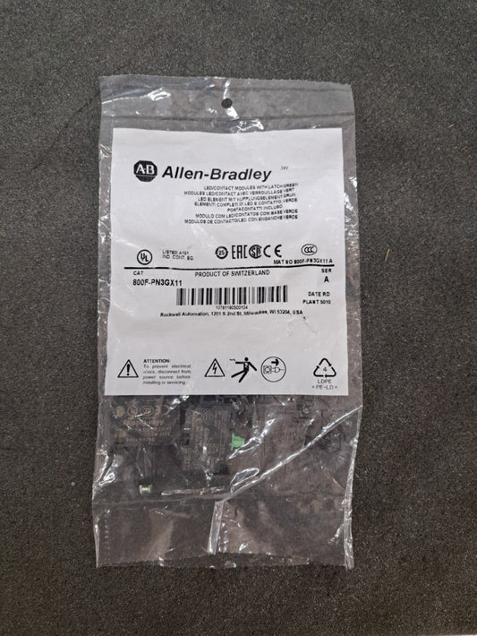 New, Allen Bradley, 800F-PN3GX11, Integrated LED, Plastic Latch Mount, 24V AC/DC