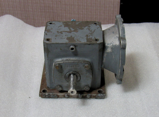 Boston Gear F715-40-B5-G Gearbox Speed Reducer 1750Rpm .310 Hp 40:1 Ratio