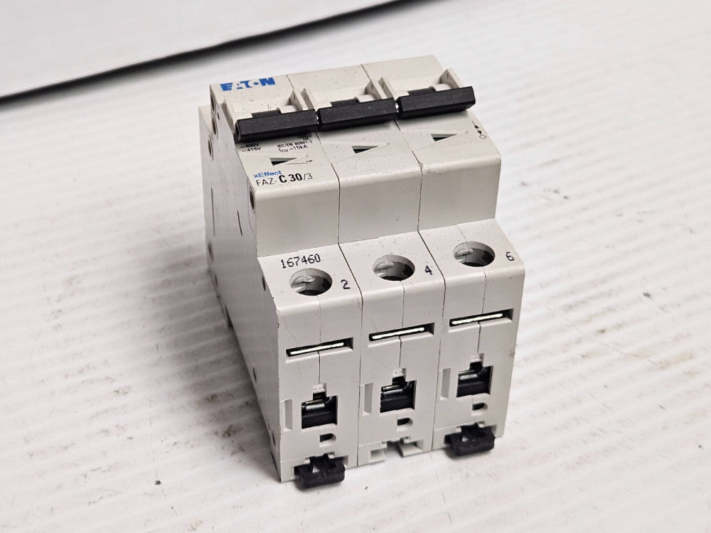EATON CIRCUIT BREAKER FAZ-C30/3 30 A AMP 3P 3 POLE 400V - USED