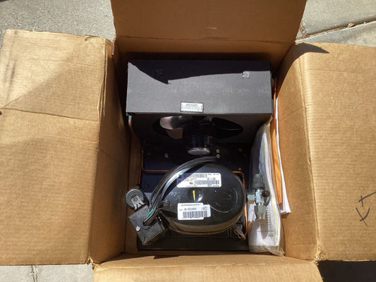 POLYSIENCE CONDENSING UNIT AKA4460YXAXA