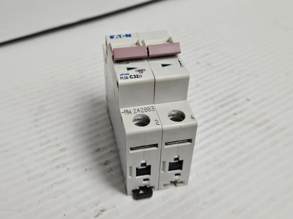 EATON CIRCUIT BREAKER PLS6-C32/2 PLS6-C32/2-MW 32 A AMP 2P 2 POLE - USED