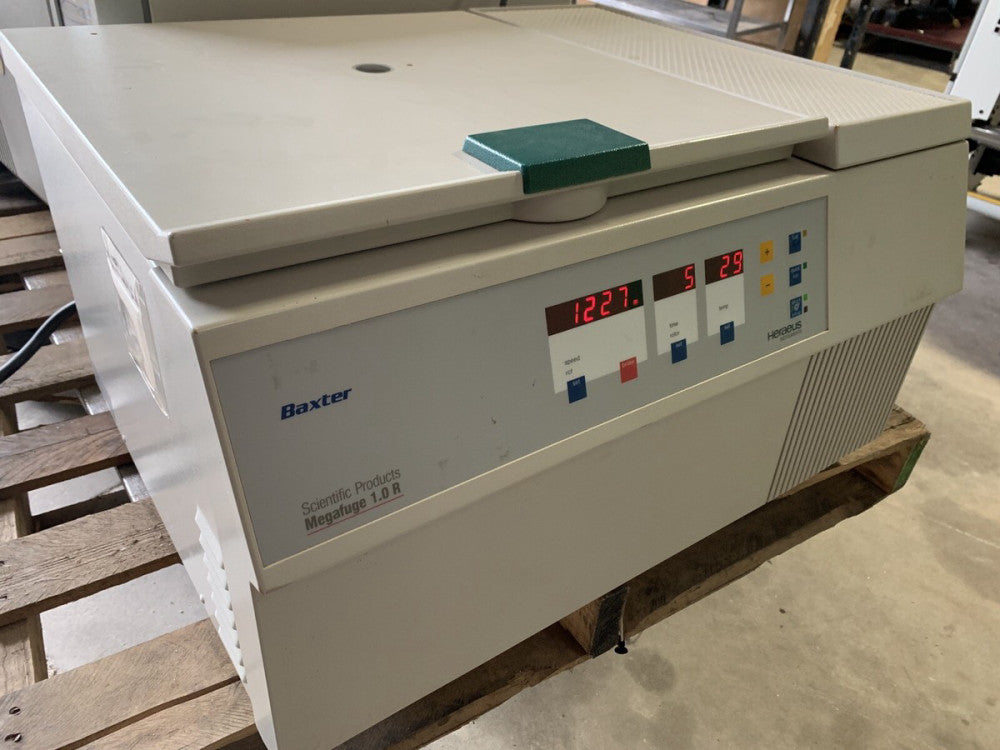 Heraeus Scientific Products Megafuge 1.0 R Refridgerated Centrifuge