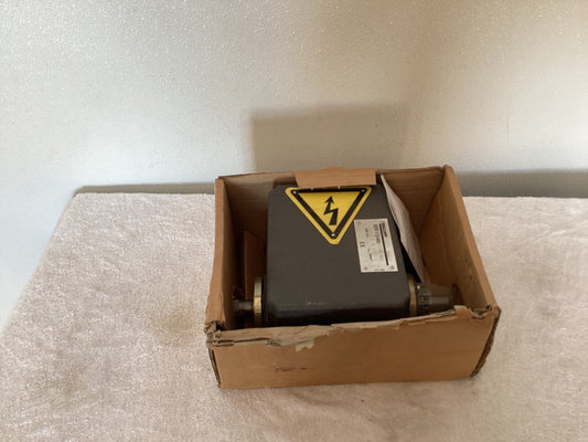 Balluff BSW-113-493-X64-WA-06L3-9.9-1189 Rotary Cam Switch