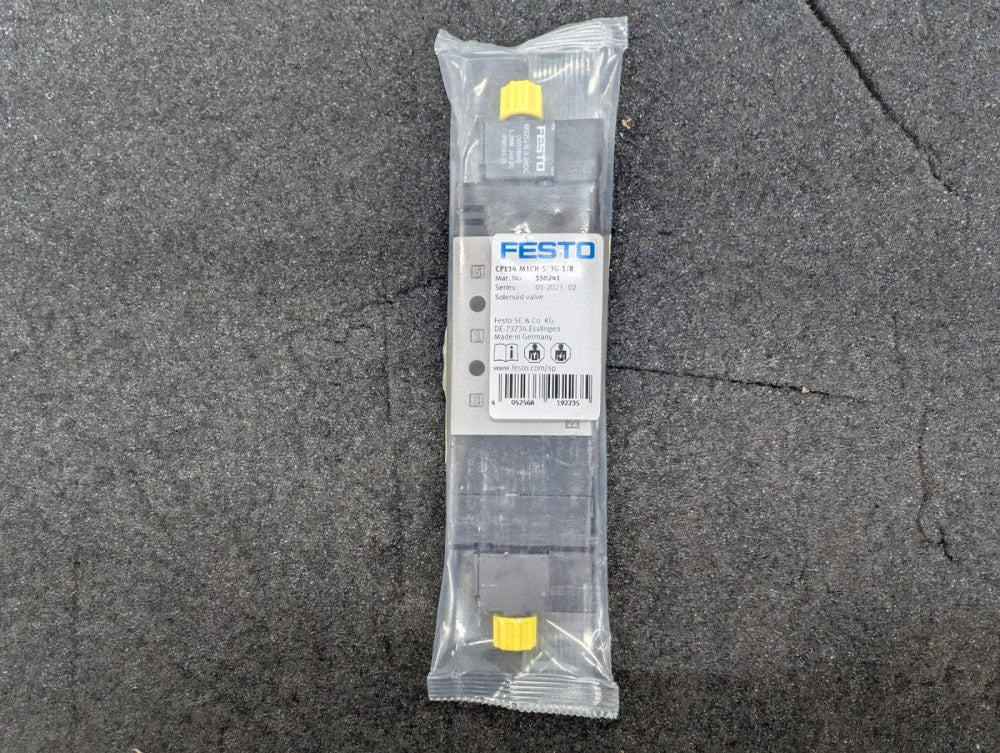 New, Festo, CPE14-M1CH-5/3G-1/8, SOLENOID VALVE