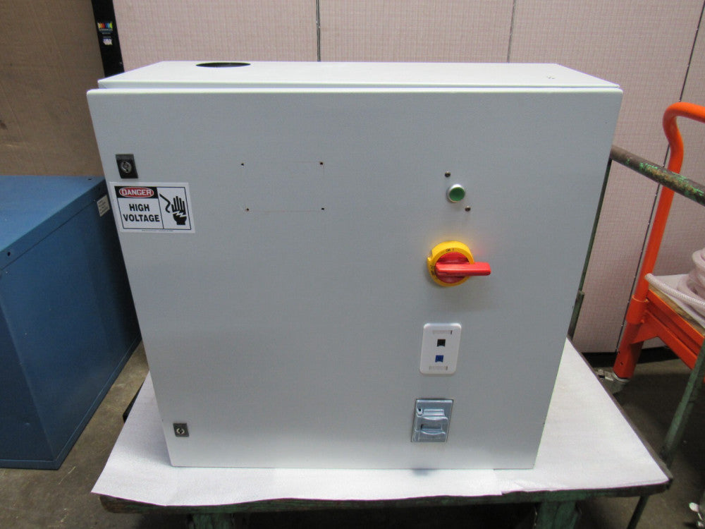 SCHNEIDER ELECTRIC ELECTRICAL ENCLOSURE NSYCRN 800X800X305MM 31-1/2"X31-1/2"X12"