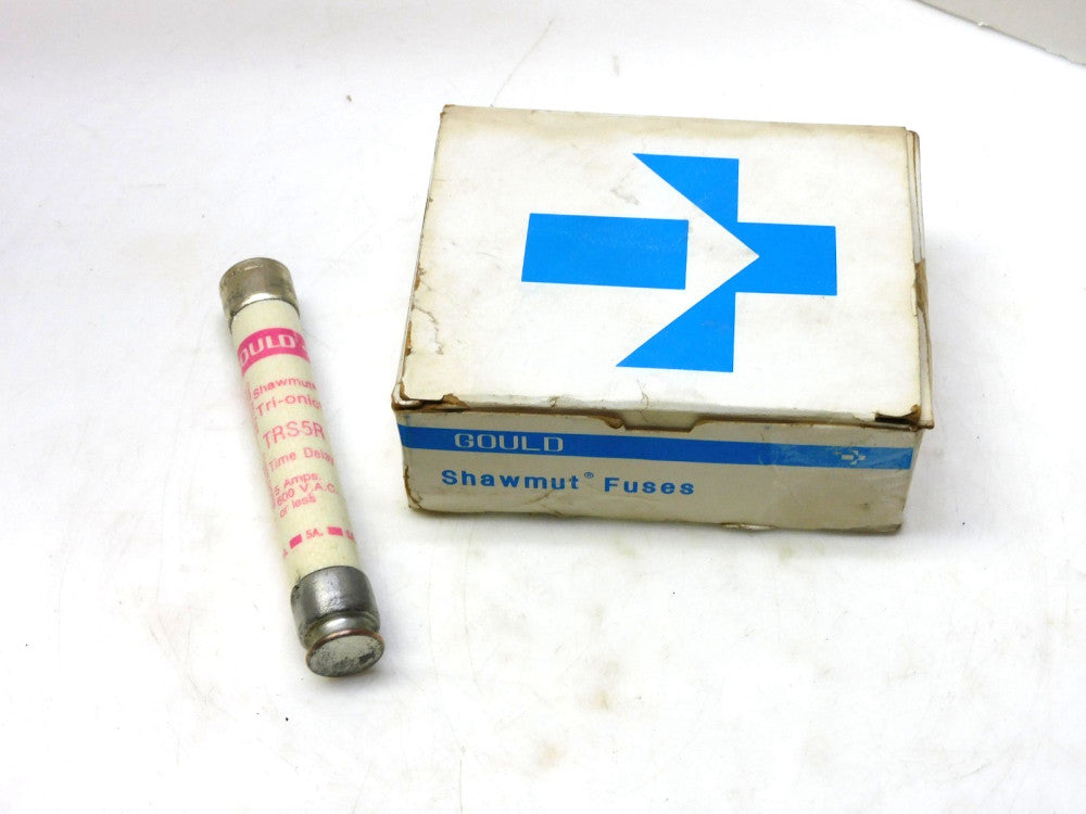 LOT OF 8 GOULD SHAWMUT FUSE TRS5R