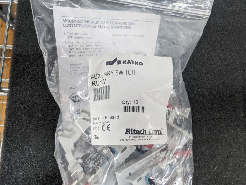 New, Altech, KU1.V, Control Switches 16A 125-250VAC 1/2HP 1 N.O./1N.C.