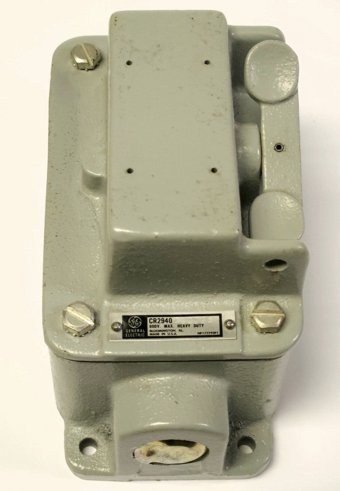 GENERAL ELECTRIC CR2940AJ202B Heavy Duty 600 VAC Manual Motor Starter Switch