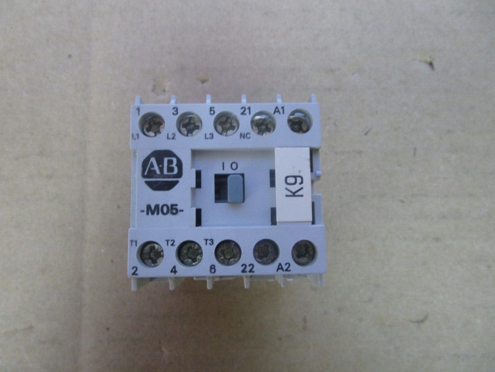 ALLEN BRADLEY CONTACTOR 100-MO5N*31 SER A 24V COIL 100-M05N*31