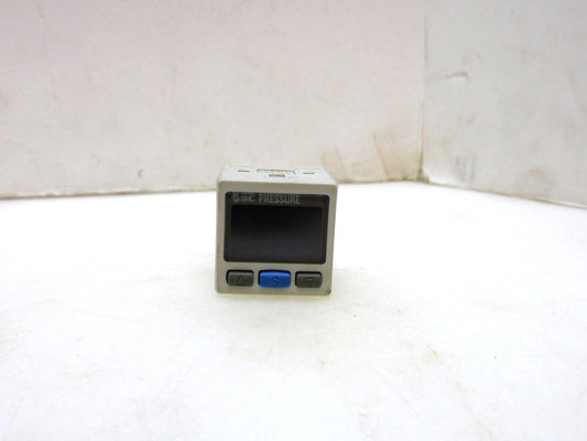 SMC ISE30A-01-C PRESSURE SWITCH 12-24VDC