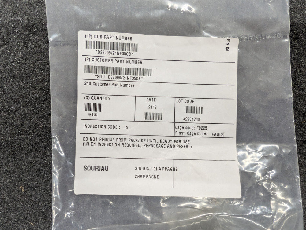 New, Souriau, D38999/21NF35CB, Circular MIL Spec Connector BOX MNT HERM RECEPT