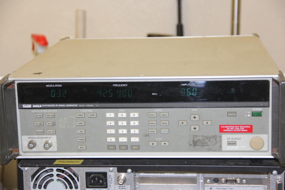FLUKE 6062A Synthesized RF Signal Generator 100kHz-2100MHz