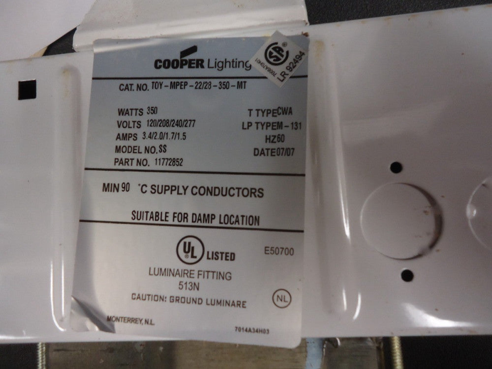 3622539 Cooper Lighting Low Bay Industrial Light BRAND NEW!