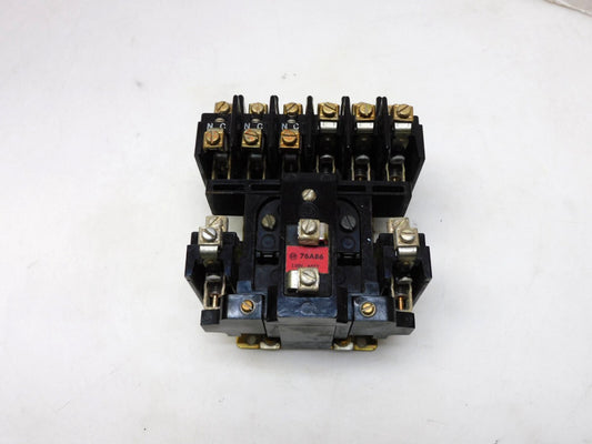 ALLEN BRADLEY BR-800 CONTACTOR RELAY BUL 700 BR 120VCOIL 3 TERMINALS NORM CLOSED