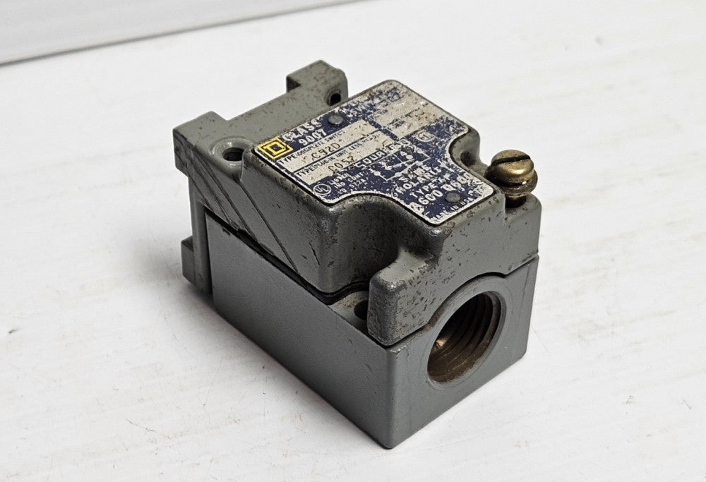 SQUARE D LIMIT SWITCH BODY 9007 C52D 9007C52D - USED