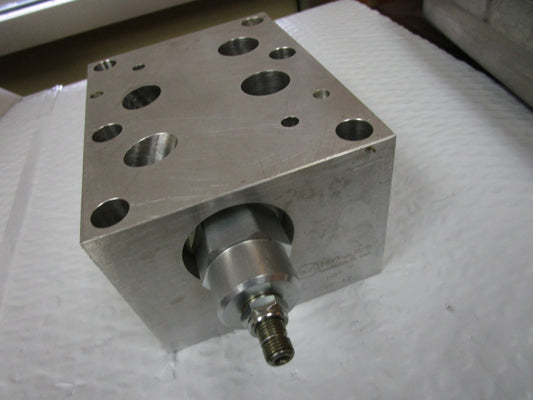 NEW SUN HYDRAULICS VALVE HBP 0C95-A2 PBHB LAN 0C85