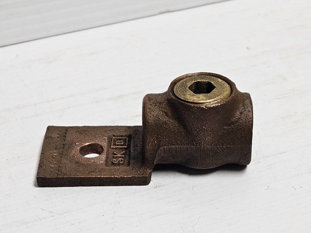 SQUARE D BRASS MECHANICAL LUG SK 500MCM TO 0000 - USED
