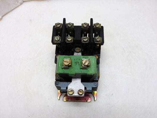 GENERAL ELECTRIC CR2810A-14AC MACHINE TOOL RELAY 600V 10AMP 110V COIL 92V