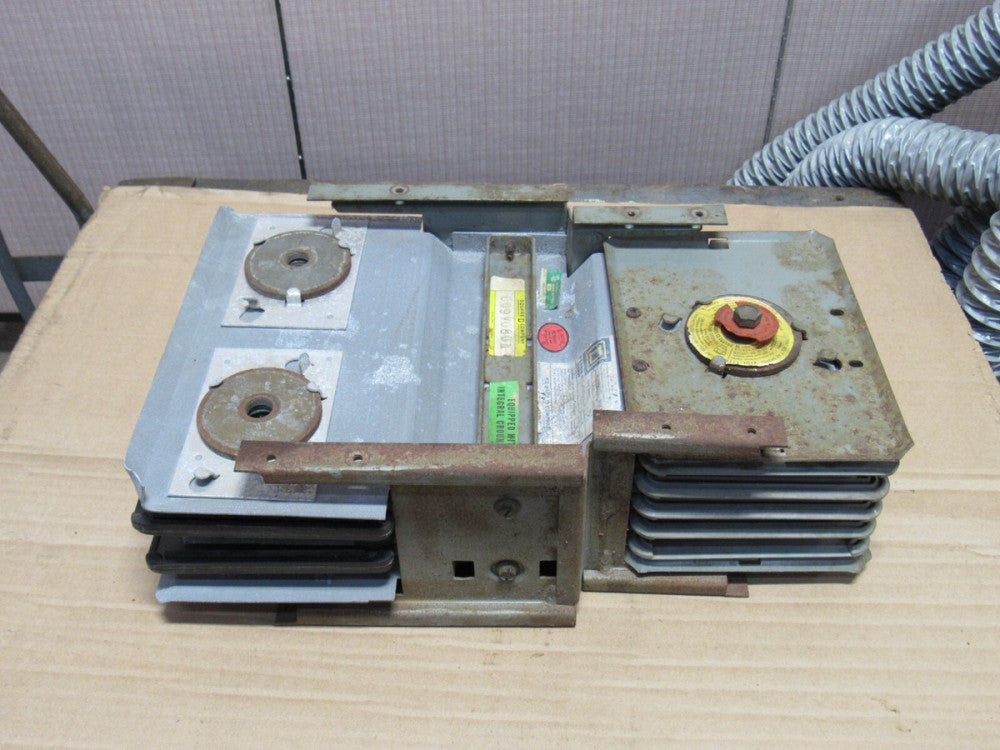SQUARE D I-LINE BUSWAY  AF2516G12B SER 1 1600 A AMP 3P 4W 600V - USED