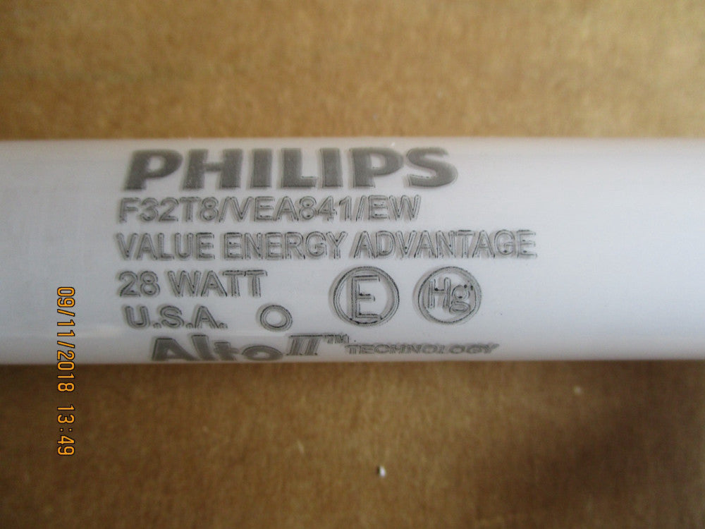 424192 Philips Philips Lighting F32T8/VEA841/EW/AL BRAND NEW! LOT OF 30