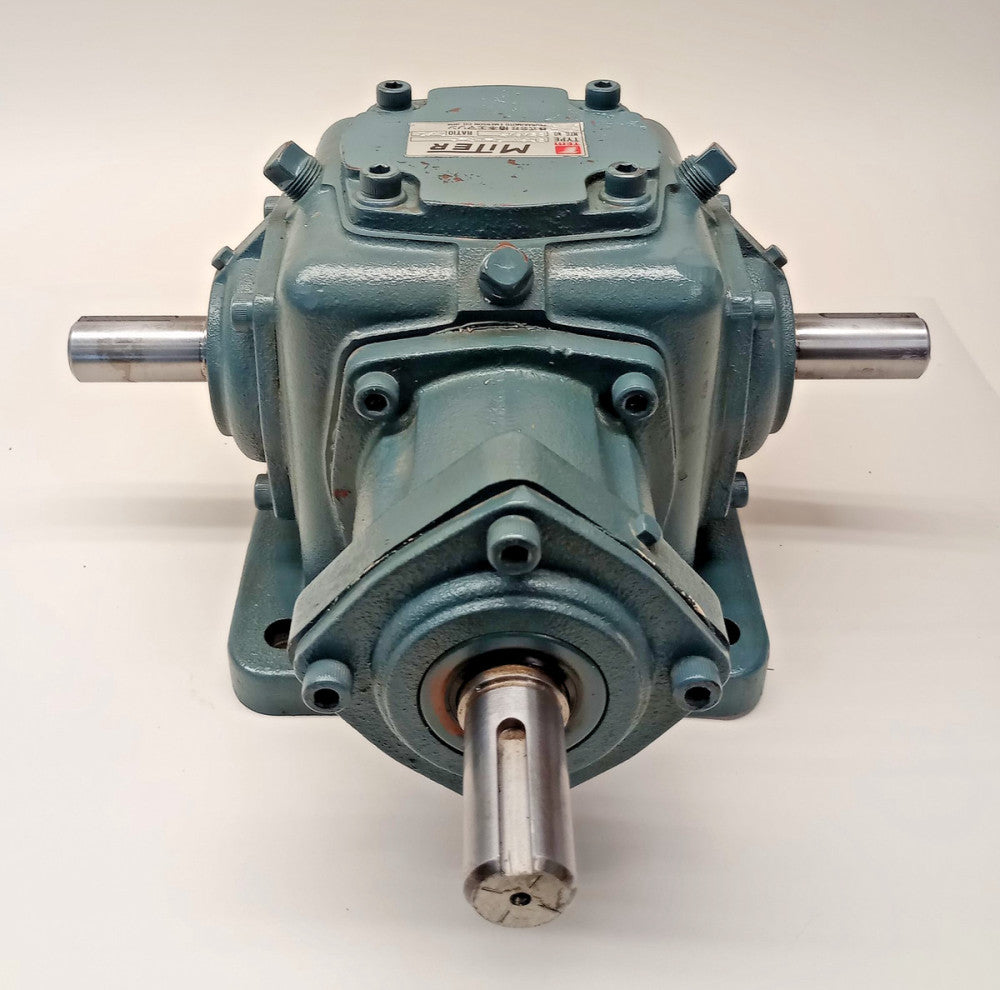 Tsubakimoto ED6M-1-LR-O Miter Gear Box Ratio 1:1 Tsubaki ED6M-1-R-O-Y