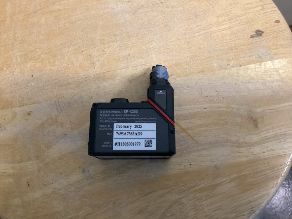 KEYENCE SR-X300. (FEB. 2025)