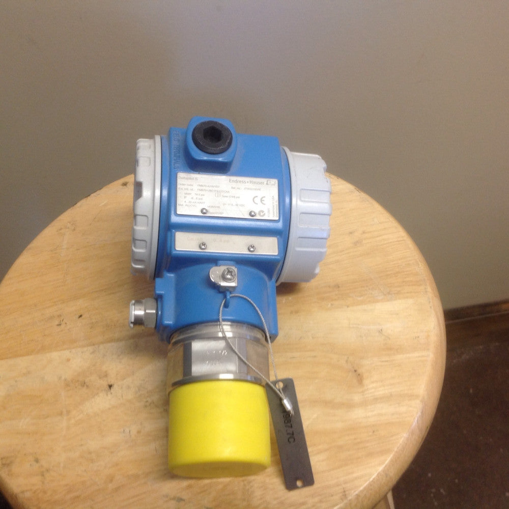 Endress + Hauser Deltapilot S FMB70-4J16/1D7 Level Sensor