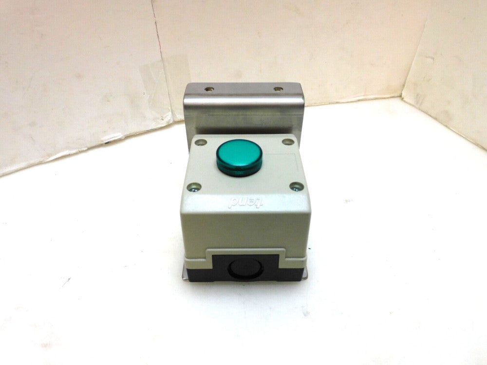 TEND ZBV-6 GREEN PUSHBUTTON STATION W/ ENCLOSURE INDICATOR 3-1/4"X3"X2-3/4"